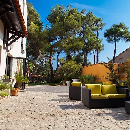 Host & Vinum - Le Clos Des Pins Canet-en-Roussillon Exterior photo